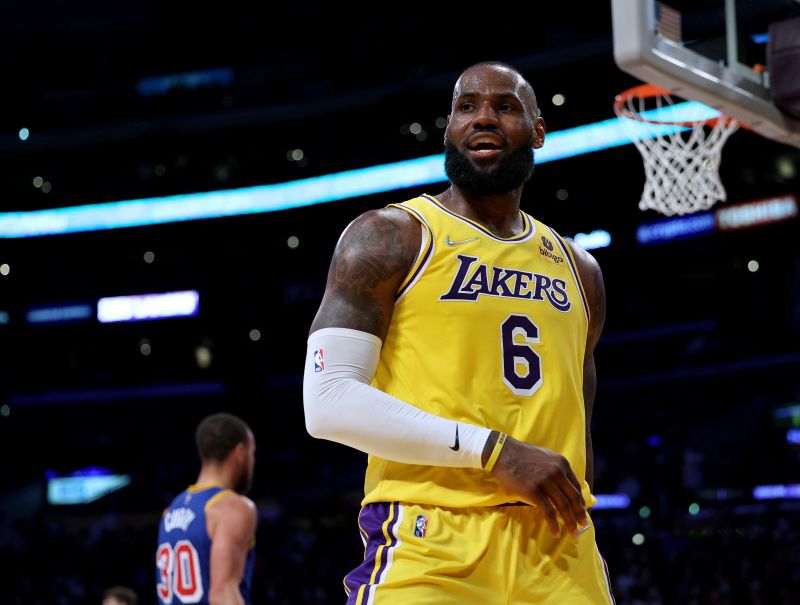 LeBron James agrees to a $97.1M contract extension with the Lakers : NPR