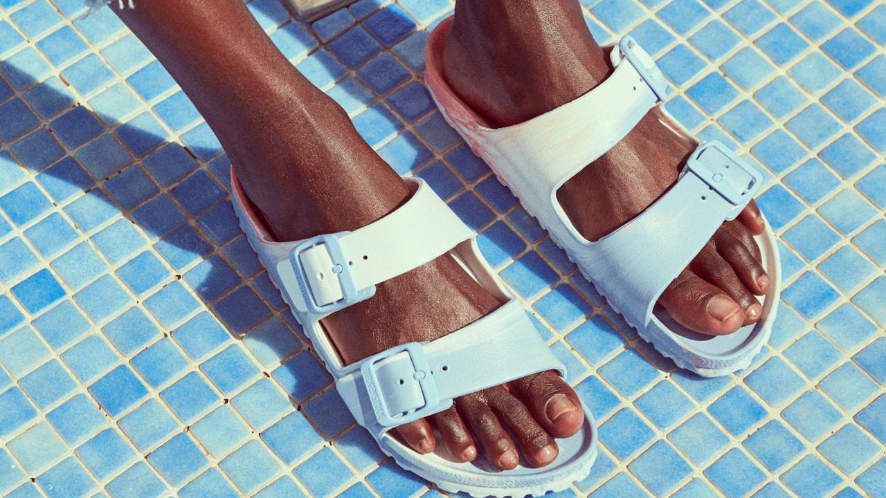 Designer Slippers Women Luxury Flat Sandals Mink Slides For Women Flip-Flops  Women's Summer Shoes Slipper… in 2023