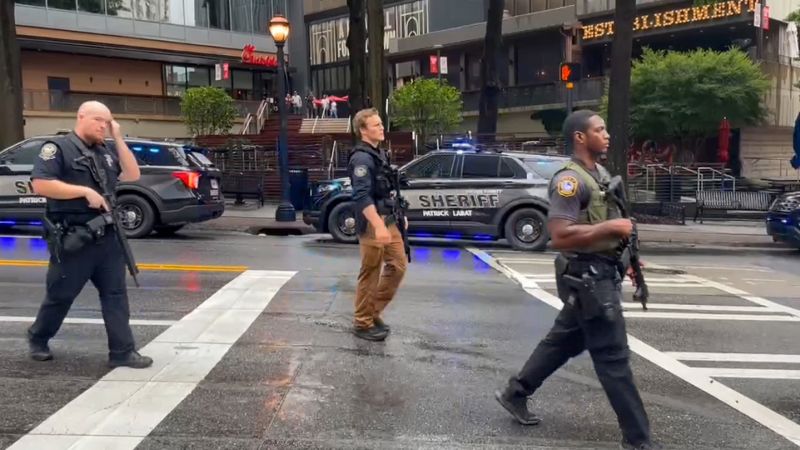 3 people have been shot in Midtown Atlanta and police are searching for a suspect – CNN