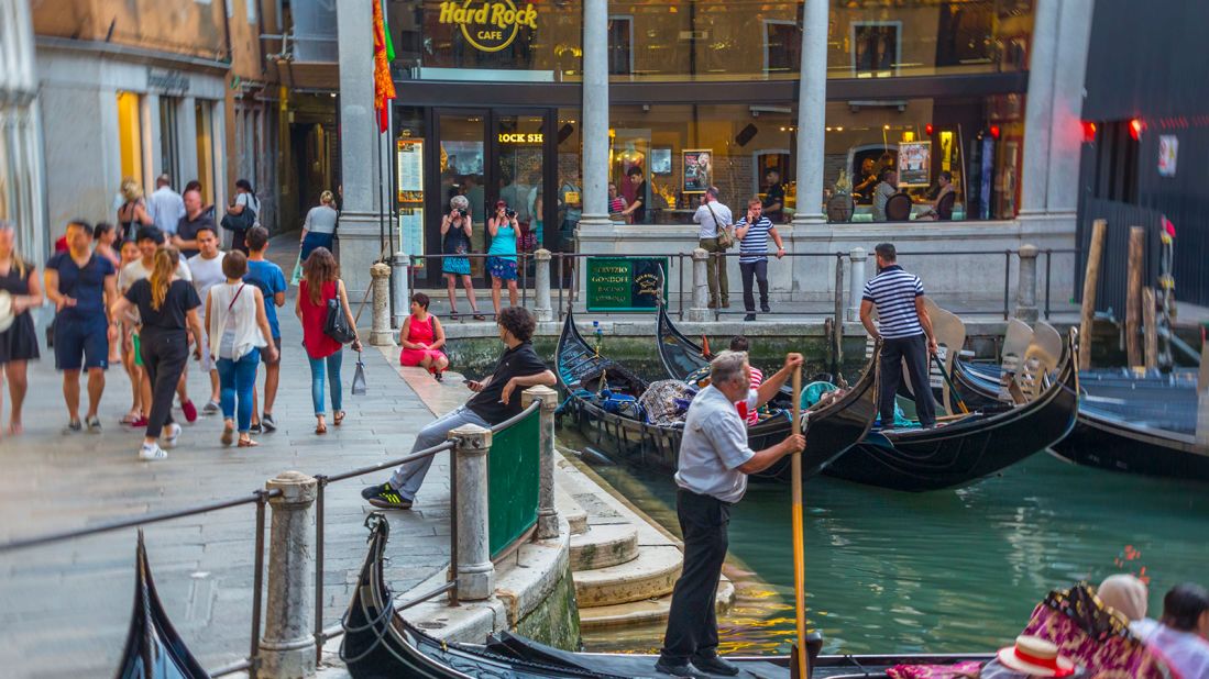 <strong>Local flavor:</strong> Yep, you can take a Venetian gondola to the HRC in the Italian city.