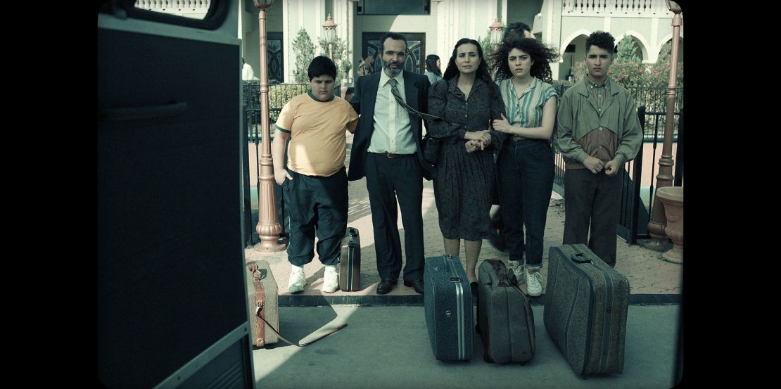 A flashback scene from "Mo" depicts the family as they're about to leave Kuwait for a new life in Houston, Texas. 