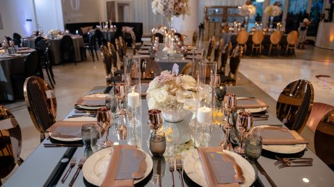 A table setting at Jamaicia and Jamal's wedding. 