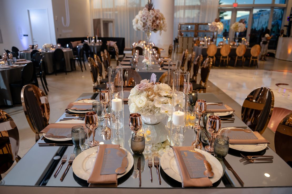A table setting at Jamaicia and Jamal's wedding. 