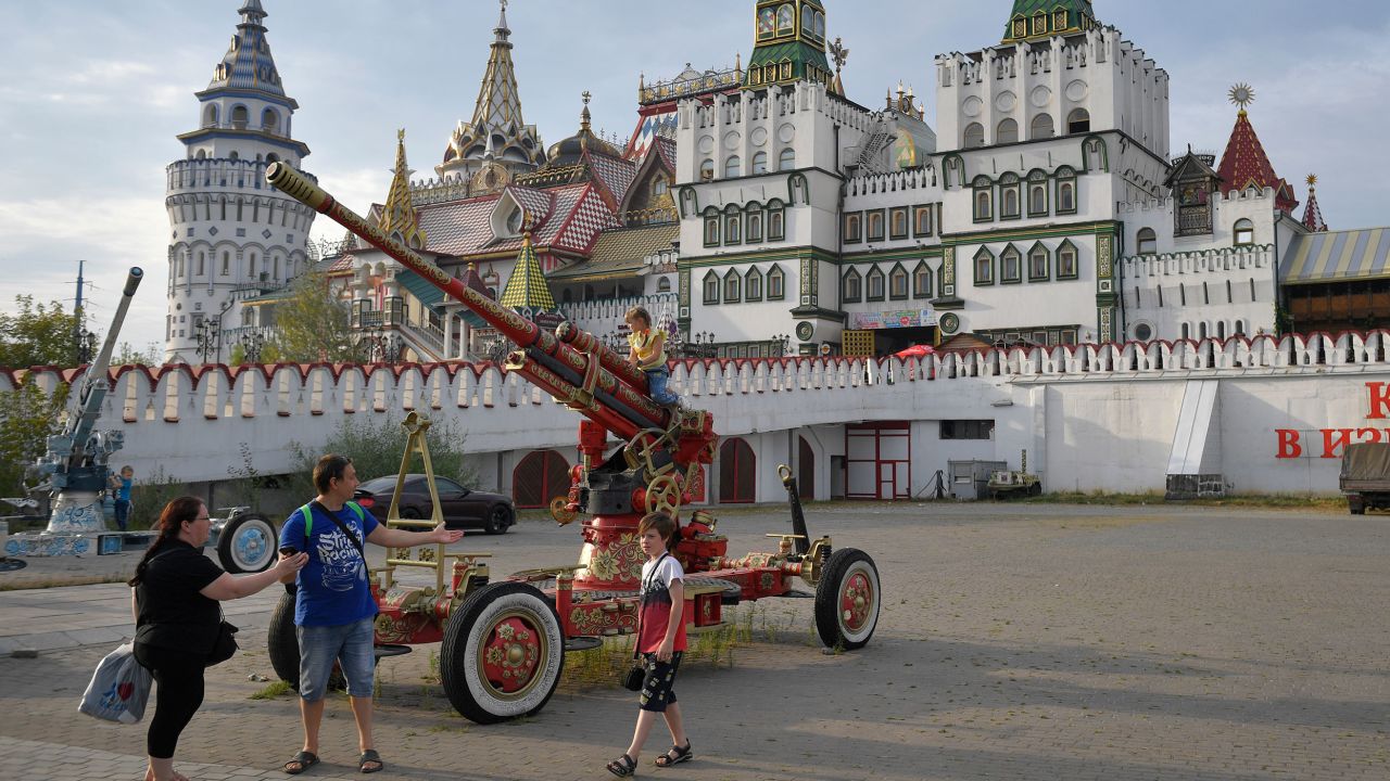 People pictured outside the Izmailovsky Kremlin in Moscow on August 21.