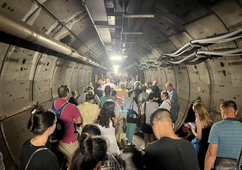 Passengers describe terrifying evacuation from undersea tunnel CNN