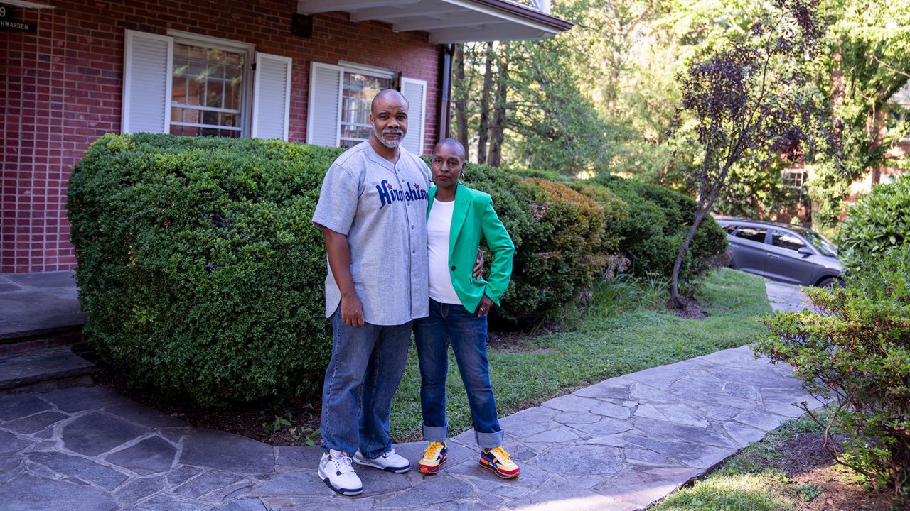 Nathan Connolly and Shani Mott, the couple in Baltimore, are suing an appraiser and a mortgage lender after their home was estimated to be worth $472,000. After the couple removed any indications that Black people lived there, a second appraiser valued the home at $750,000.