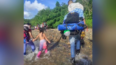 The Urbaez family make their way through the Darién Gap.