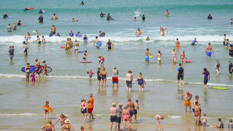 Beach resorts such as Newquay in Cornwall should be prioritized, says the tourist board's CEO.
