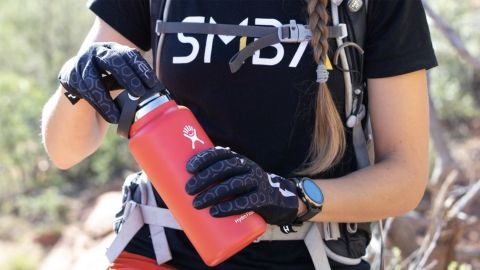 Autumn 2022 color collection of thermos flasks