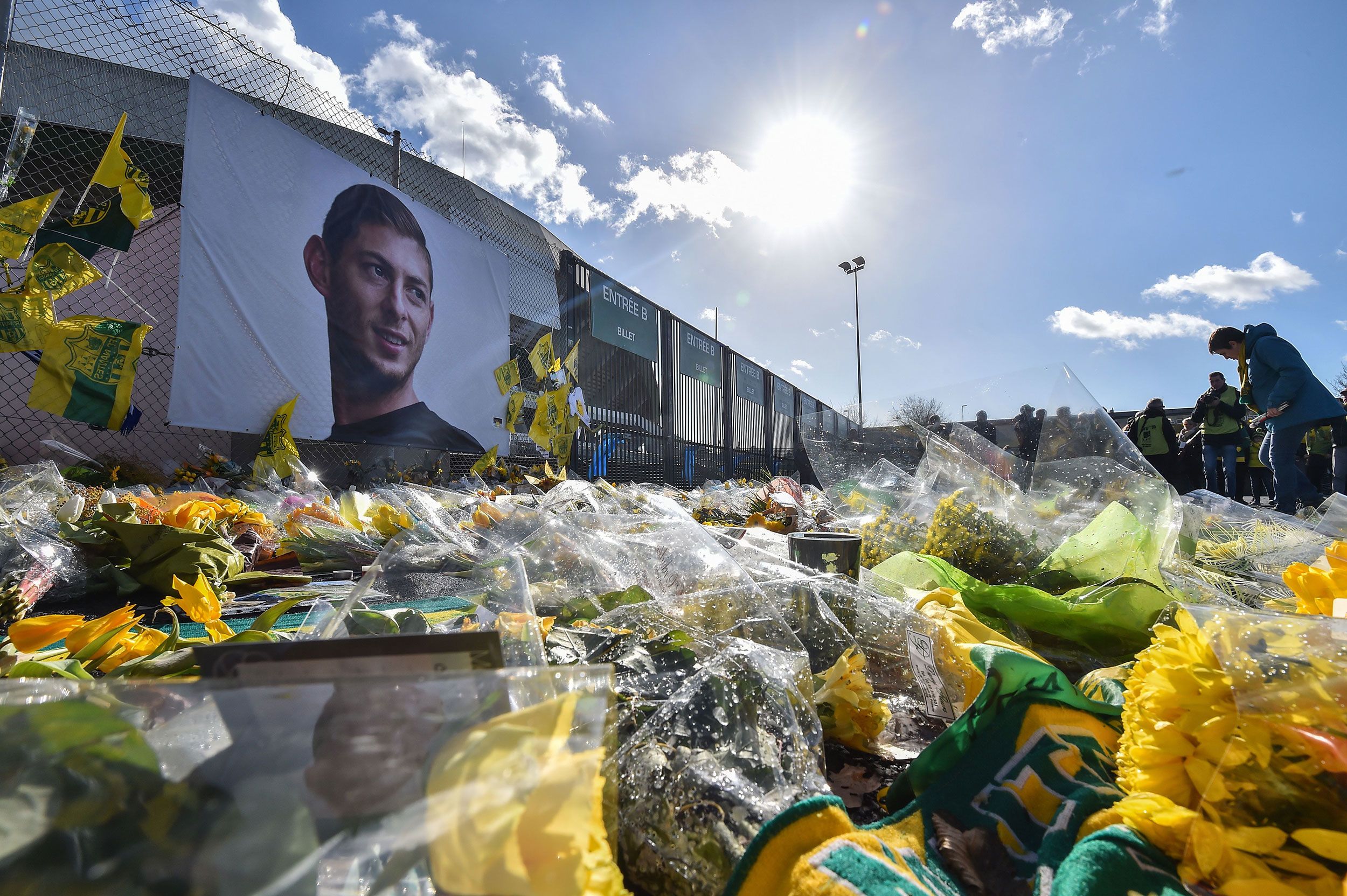 Cardiff terá que pagar ao Nantes parcela da transferência de Emiliano Sala,  vítima de acidente aéreo - Lance!