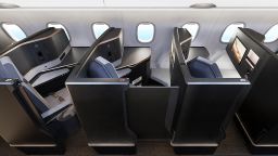 220826004325-10-airplanes-business-class-seat