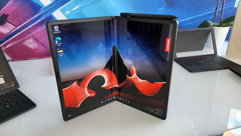 Lenovo ThinkPad X1 Fold 2022 hands-on | CNN Underscored