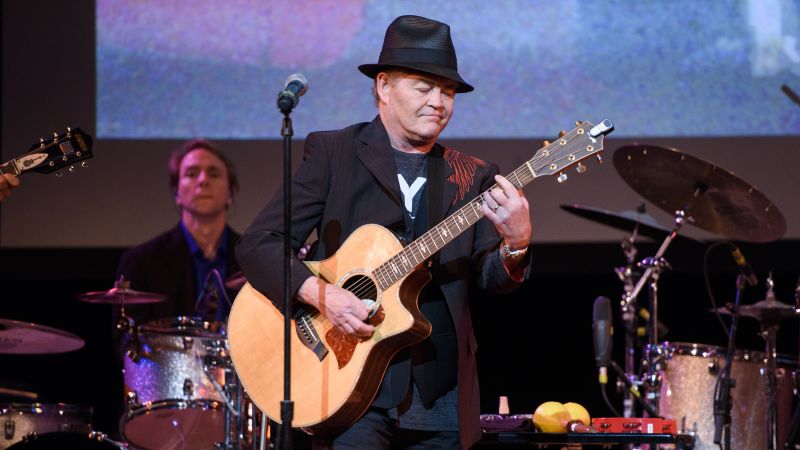 220831080655-micky-dolenz-the-monkees.jp