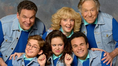 Jeff Garlin as Murray Goldberg, Sean Giambrone as Adam Goldberg, Hayley Orrantia as Erica Goldberg, Wendi McLendon-Covey as Beverly Goldberg, Troy Gentile as Barry Goldberg and George Segal as Pops Solomon on "The Goldbergs."