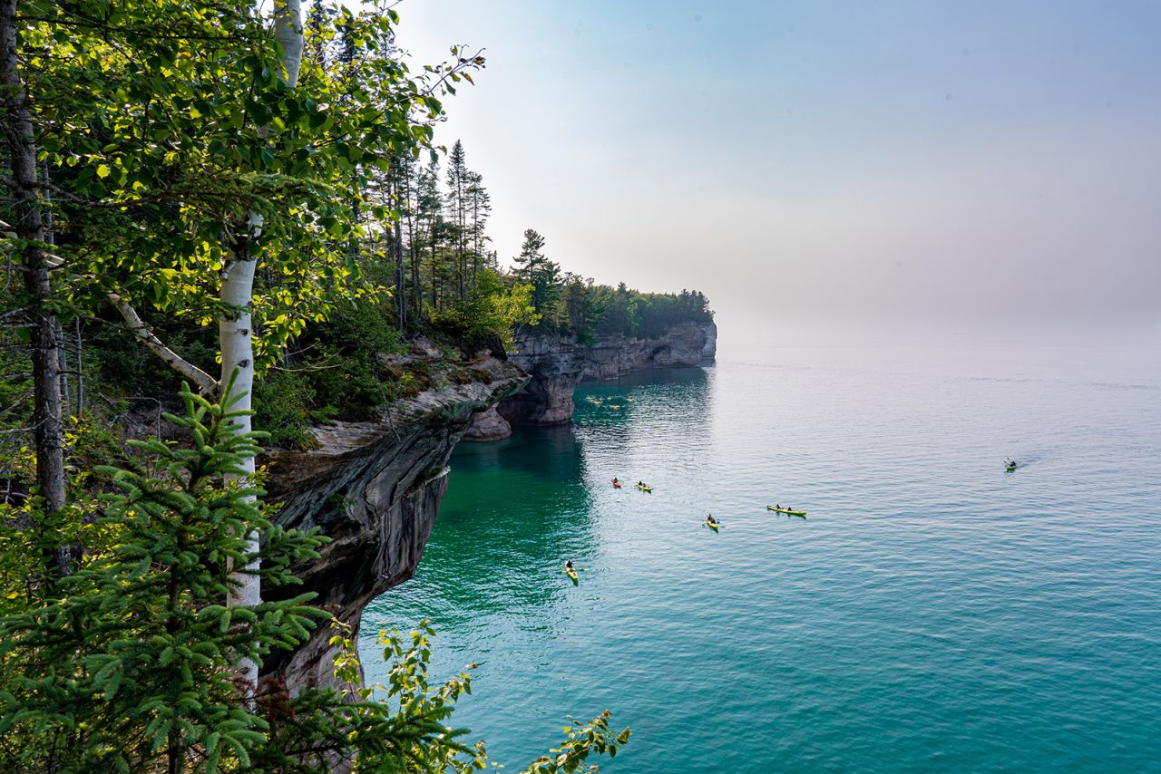 <strong>Lake Superior: </strong>Touching three US states, this massive freshwater lake boasts two national lakeshores, a national park and other natural attractions.