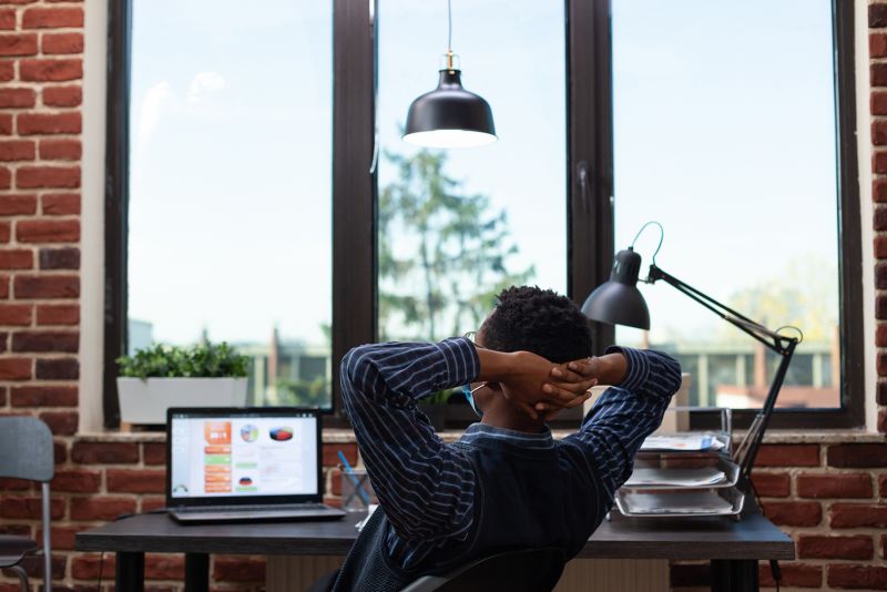 Microbreaks at work can increase well-being, but only in some situations