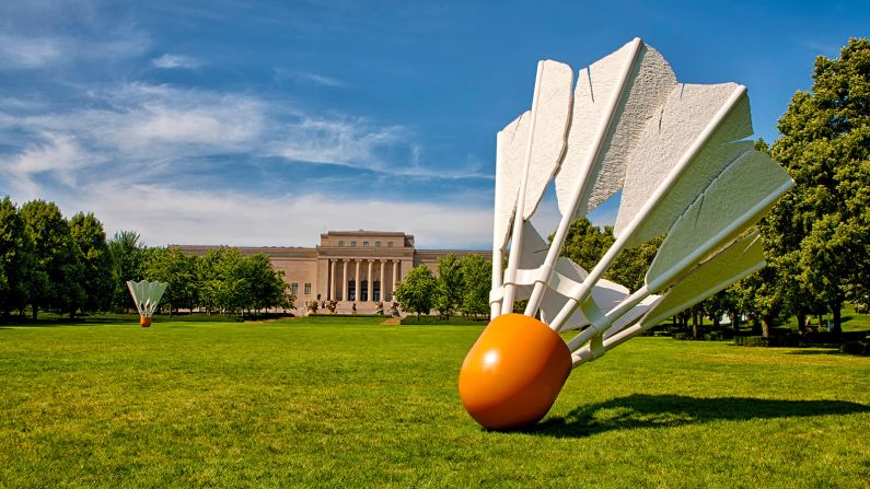 EY2DCA Nelson-Atkins Art Museum in Kansas City, Missouri