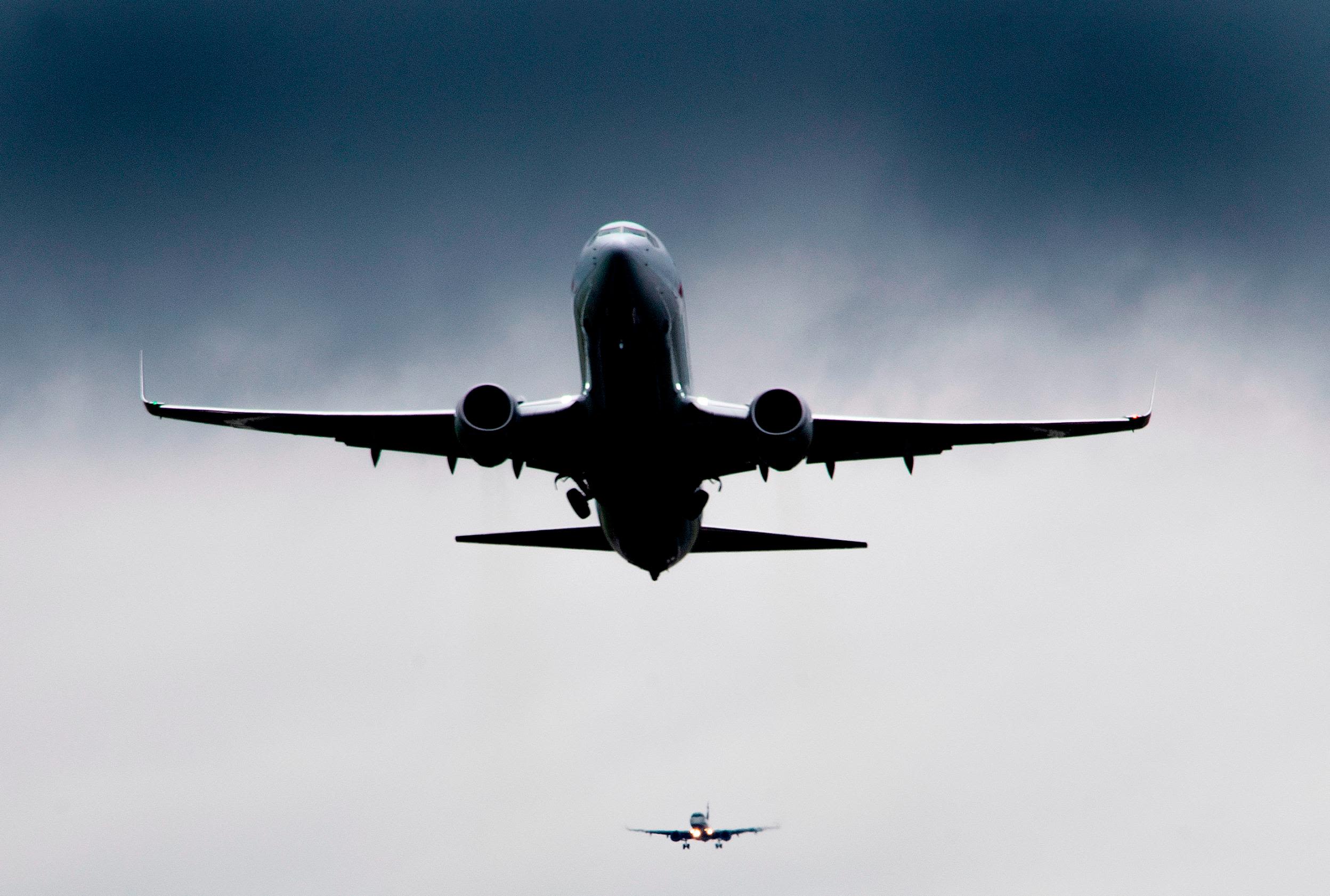 Air-traffic-control turbulence