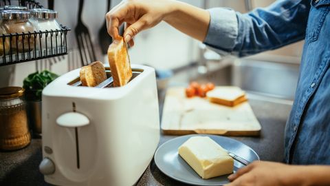 how to clean toaster lead