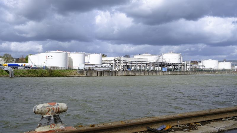 Ravil Maganov: Lukoil chairman dies after falling from a Moscow ...