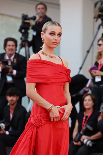 YouTuber and podcast host Emma Chamberlain opted for a Valentino drop-waist gown from 2007.