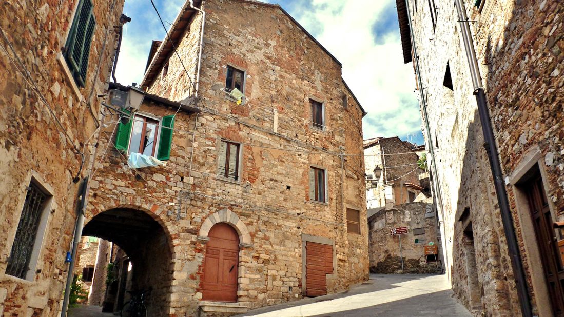 <strong>Campiglia Marittima: </strong>This Tuscan hilltop village