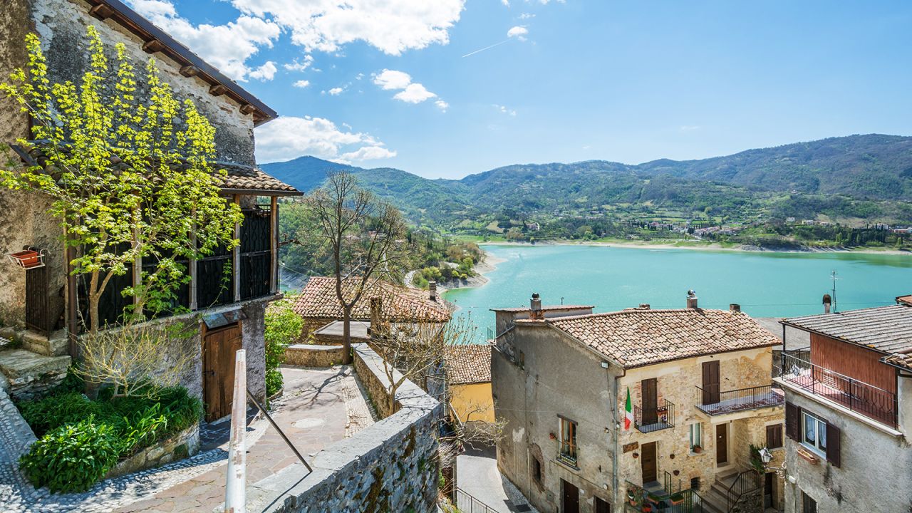 Lakeside town Castel di Tora is located in the Italian region of Latium.