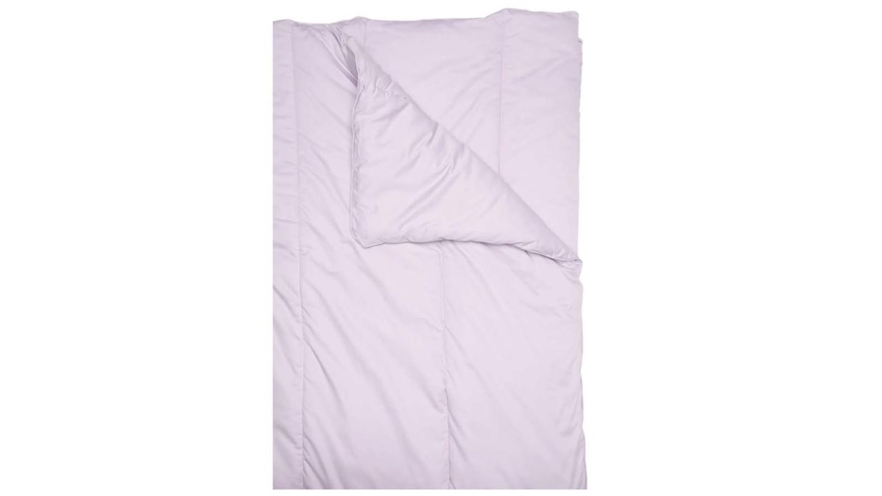 Nordstrom Rack Solid Down Alternative Comforter- Queen 