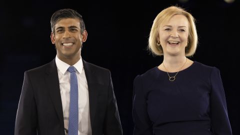 After a fierce battle between Truss and Rishi Sunak (left), some question whether the new prime minister will be able to keep the party in power in the upcoming elections.