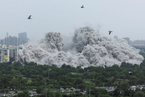 A pair of 40-story skyscrapers are imploded in Noida, India, on Saturday, August 28. The country's Supreme Court <a href=