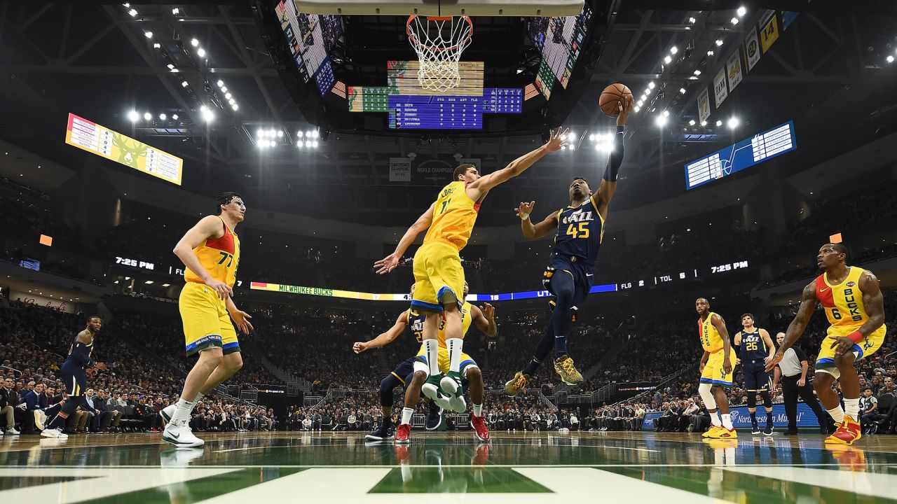Mitchell has averaged 28.3 points in 39 playoff games for the Jazz.