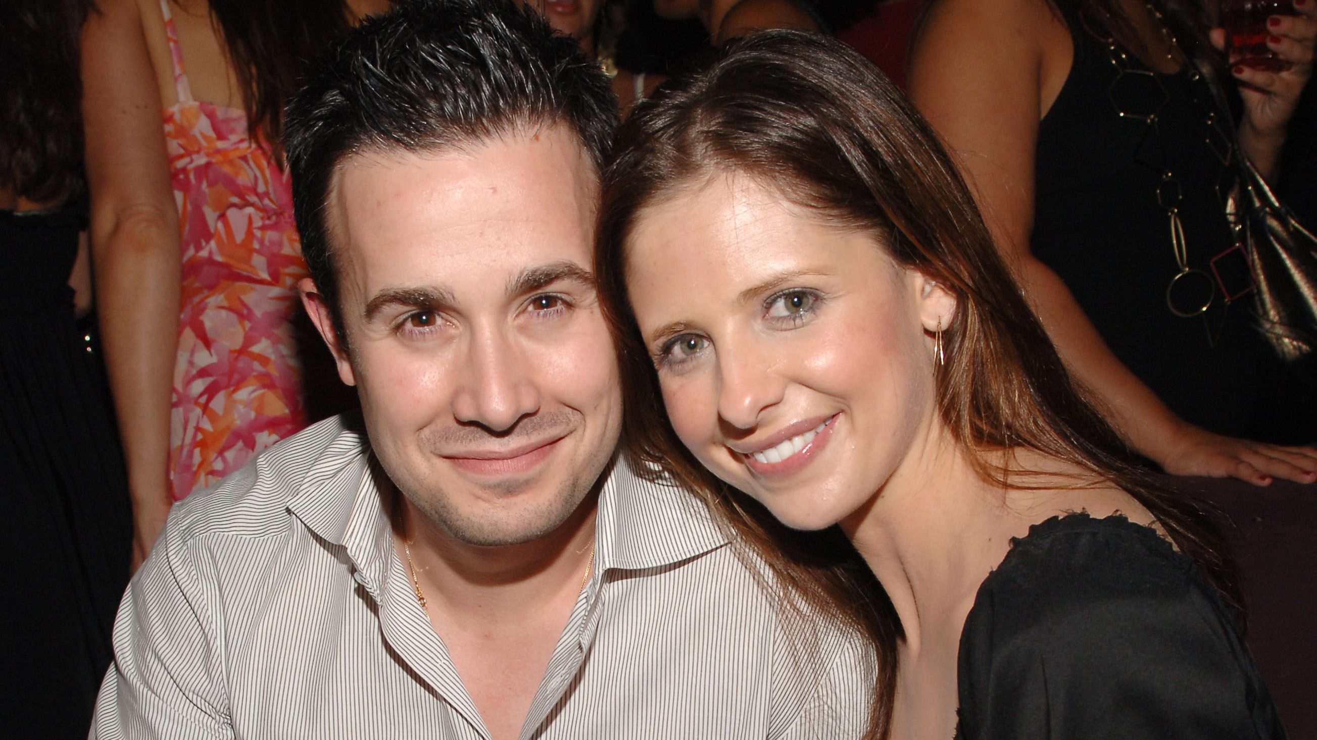 freddie prinze jr and sarah michelle gellar 2022