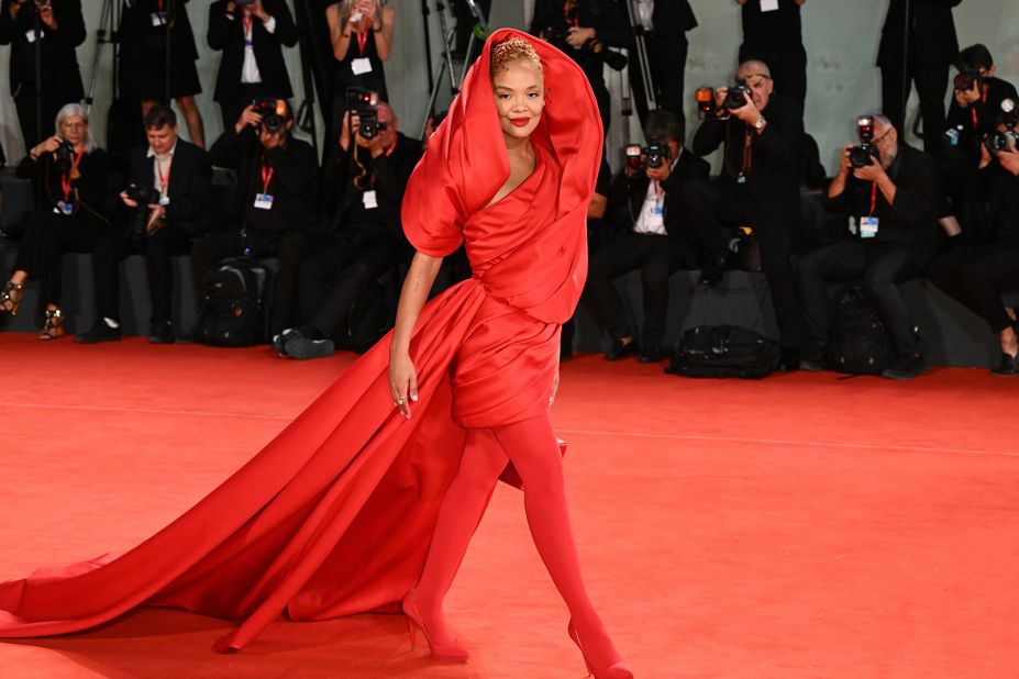 Tessa Thompson attended the "Bardo" red carpet in an unmissable red Elie Saab hooded look.