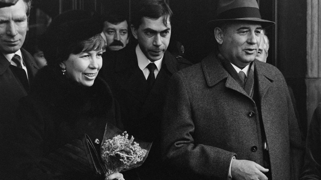 Mikhail Gorbachev and his wife Raisa Gorbachev during their first visit to London, UK., December 18, 1984. 