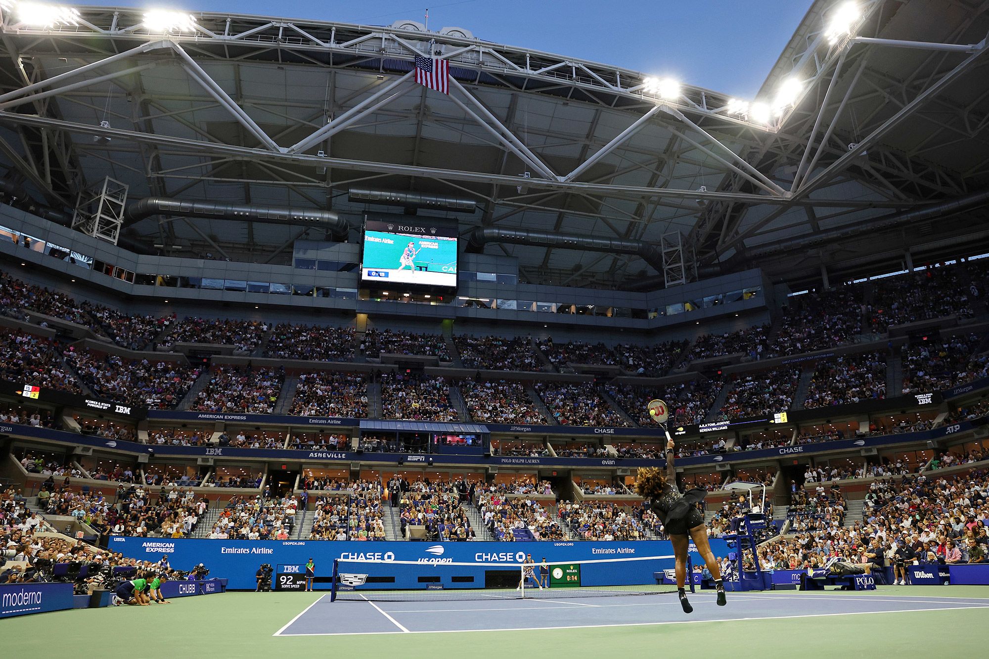 Williams serves during Friday's match.