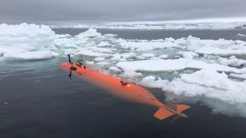 Rán, a Kongsberg HUGIN autonomous underwater vehicle, near Thwaites Glacier after a 20-hour mission mapping the seabed. 
