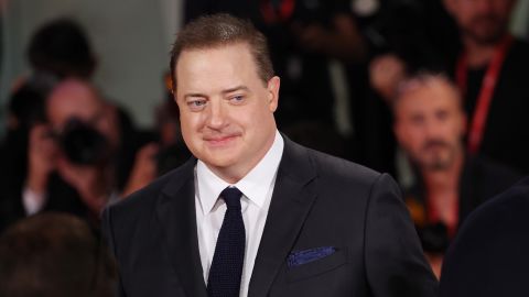 Brendan Fraser assists 