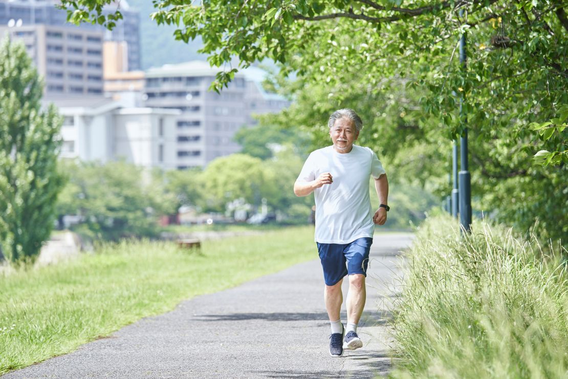 People who walked with "purpose" -- at a pace over 40 steps a minute -- were able to cut their risk of dementia by 57% with just 6,315 steps a day, a new study said.