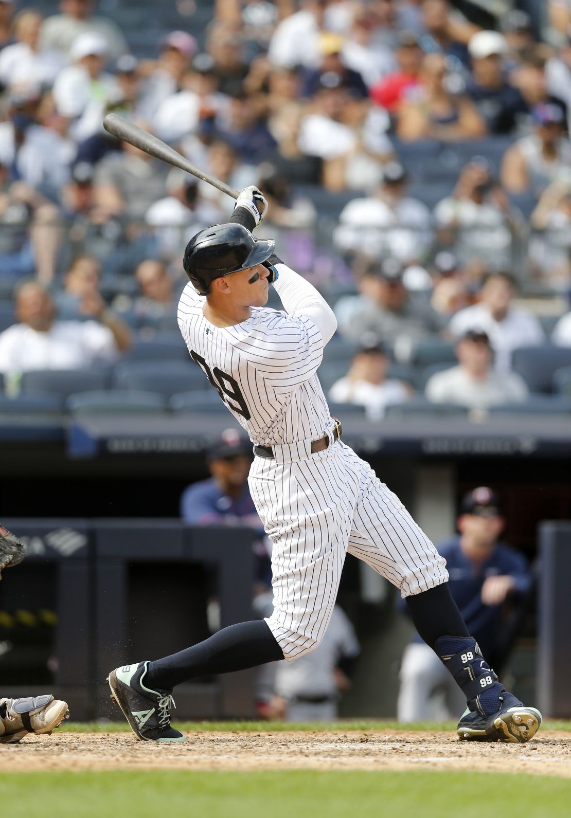 Judge hits a two-run home run against the Twins.