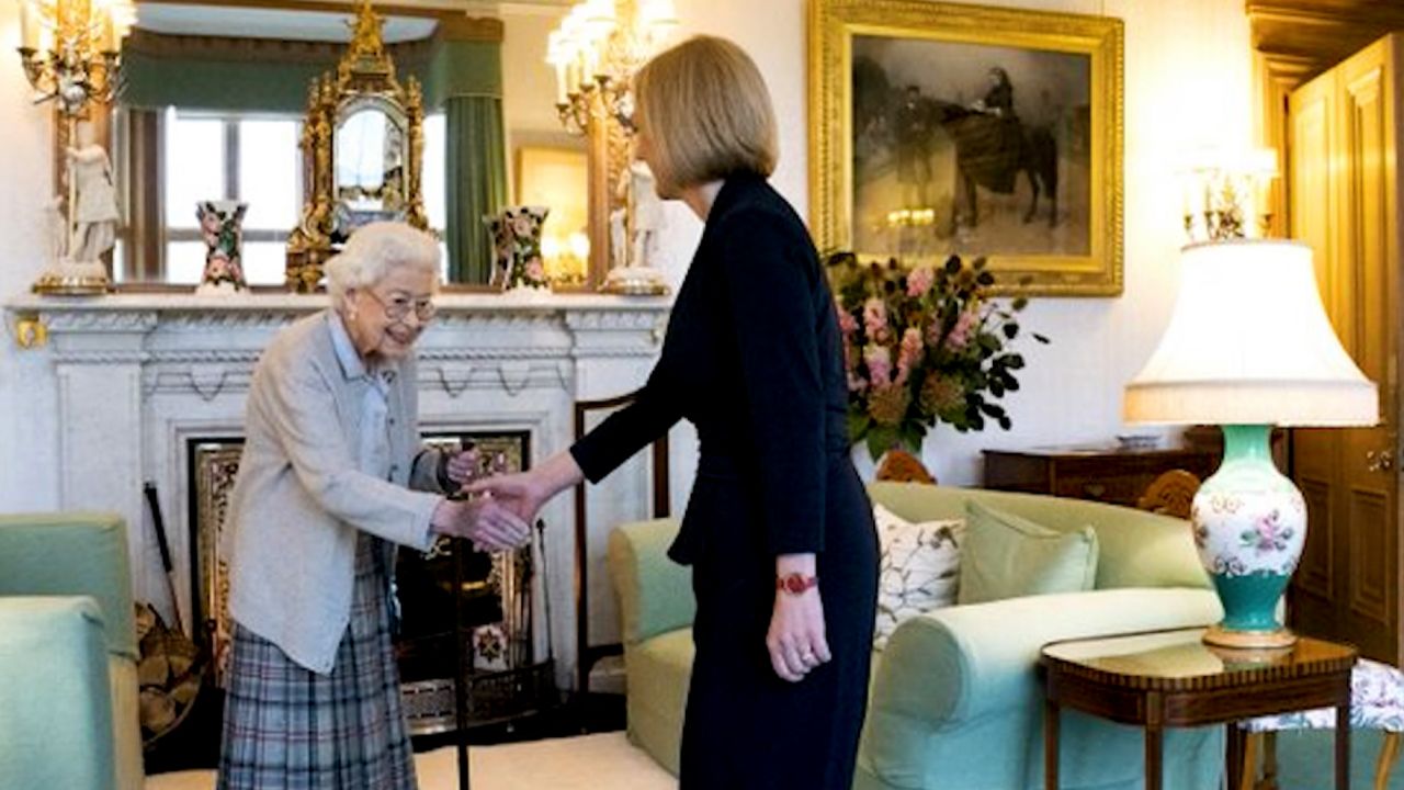 Queen and Truss