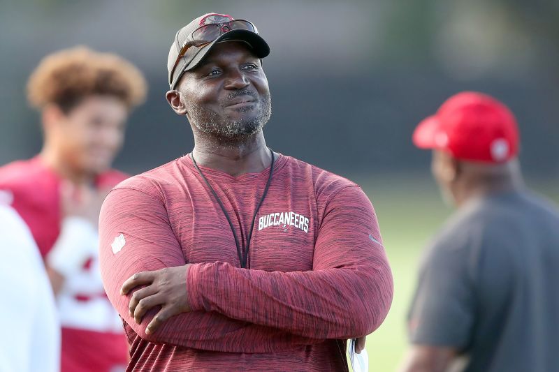 For Mom: NFL Head Coach Todd Bowles Gets College Degree 37 Years After ...