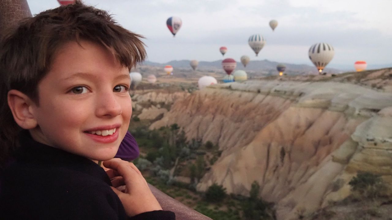 The couple's son Leo during the family's visit to Cappadocia, Turkey.