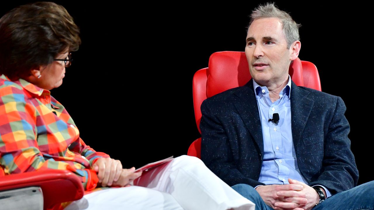 BEVERLY HILLS, CALIFORNIA - SEPTEMBER 07: (L-R) Kara Swisher and Amazon President and CEO Andy Jassy speak onstage during Vox Media's 2022 Code Conference - Day 2 on September 07, 2022 in Beverly Hills, California. (Photo by Jerod Harris/Getty Images for Vox Media)