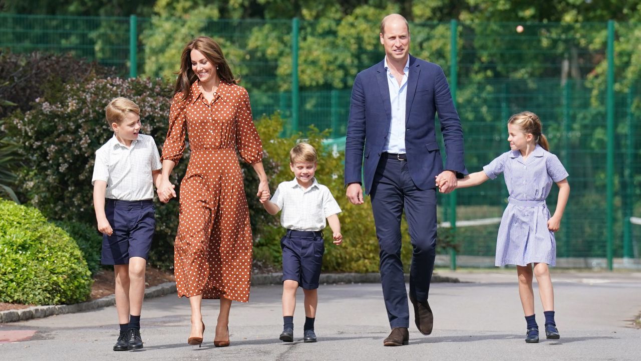 The Duke and Duchess of Cambridge walk into Lambrook School alongside Prince George, 9, Princess Charlotte, 7, and Prince Louis, 4. 