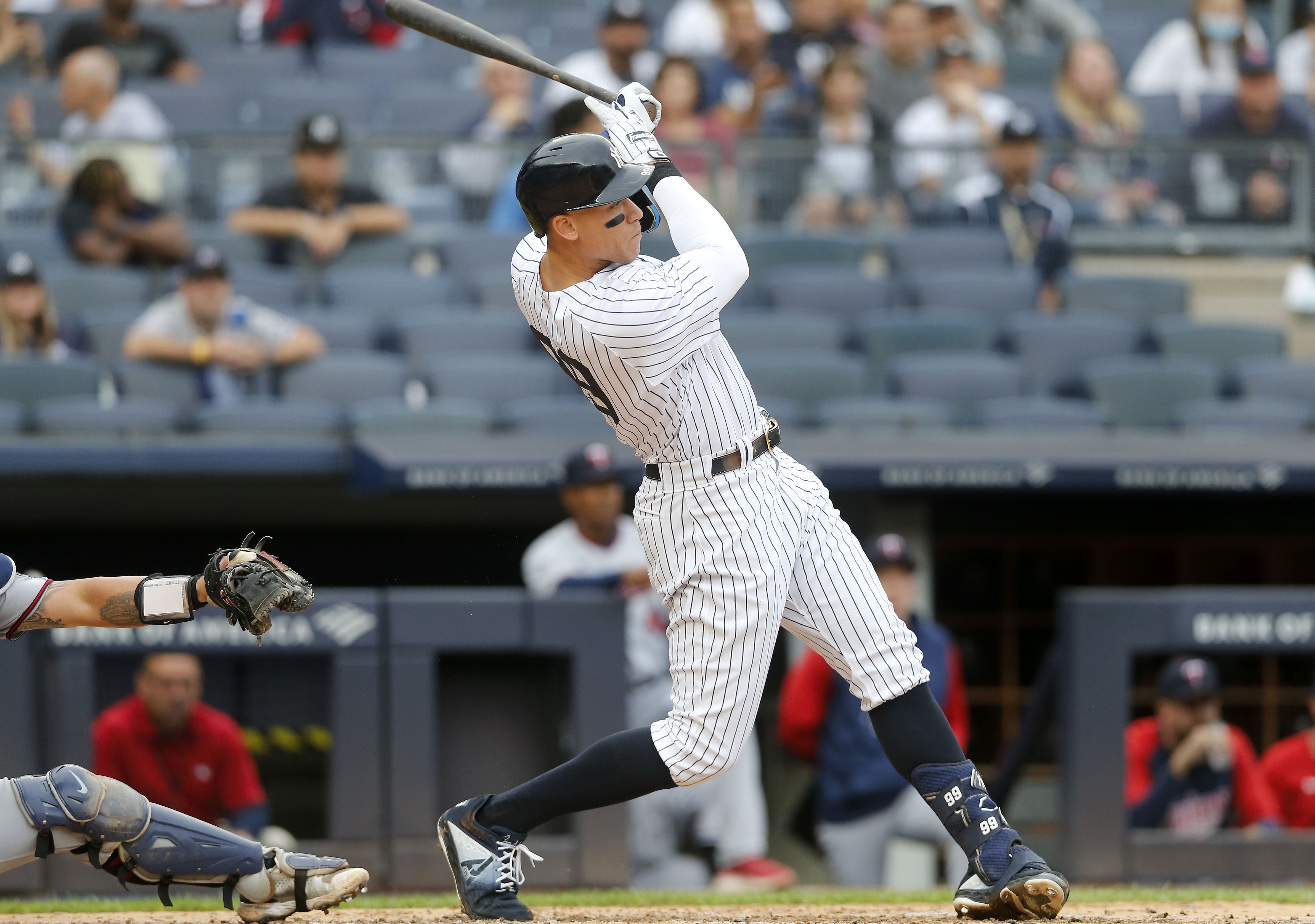 Sportsnet Stats on X: Happy 28th Birthday Aaron Judge! His 52 homers in  2017 are the 2nd-most by a player in a rookie season. The #Yankees slugger  holds the MLB record for