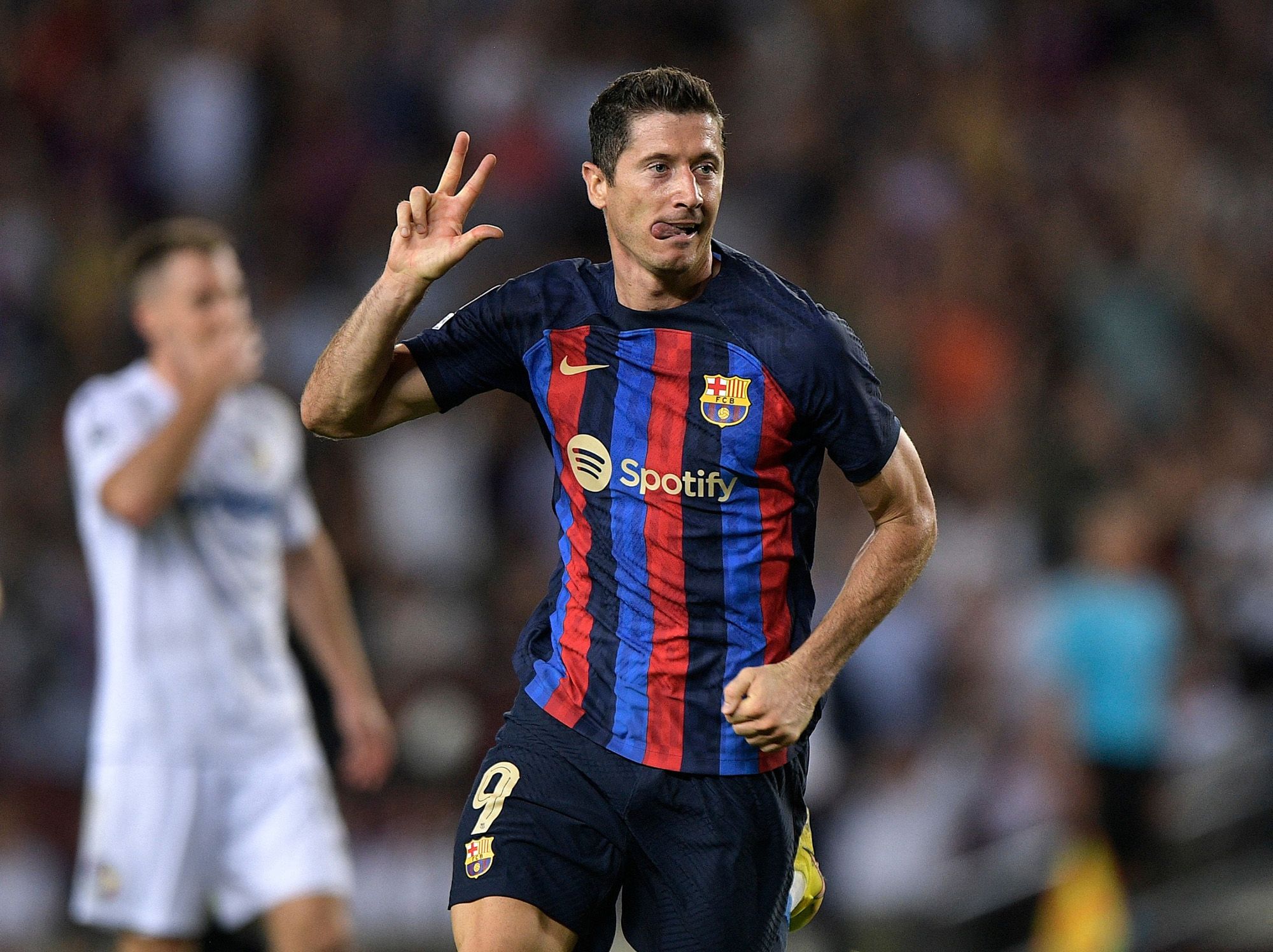 Robert Lewandowski scores historic hat-trick as Barça puts five past  Viktoria Plzen | CNN