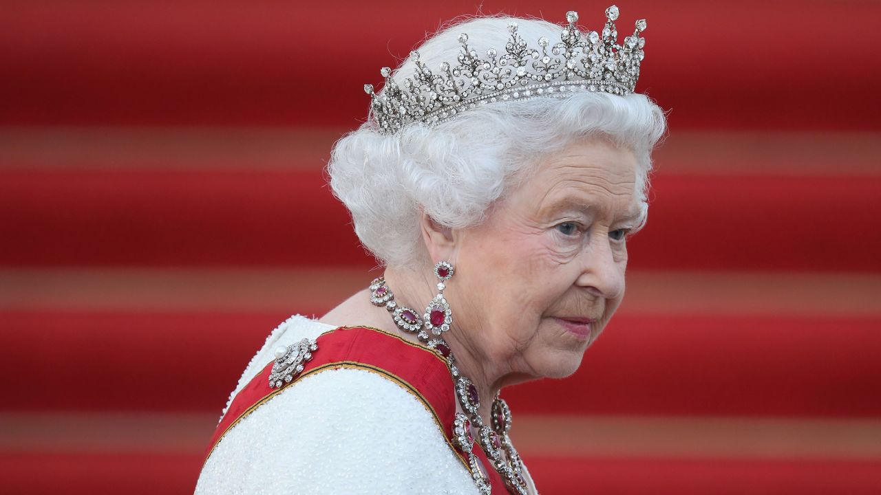 The Queen becomes world's second-longest serving monarch of all