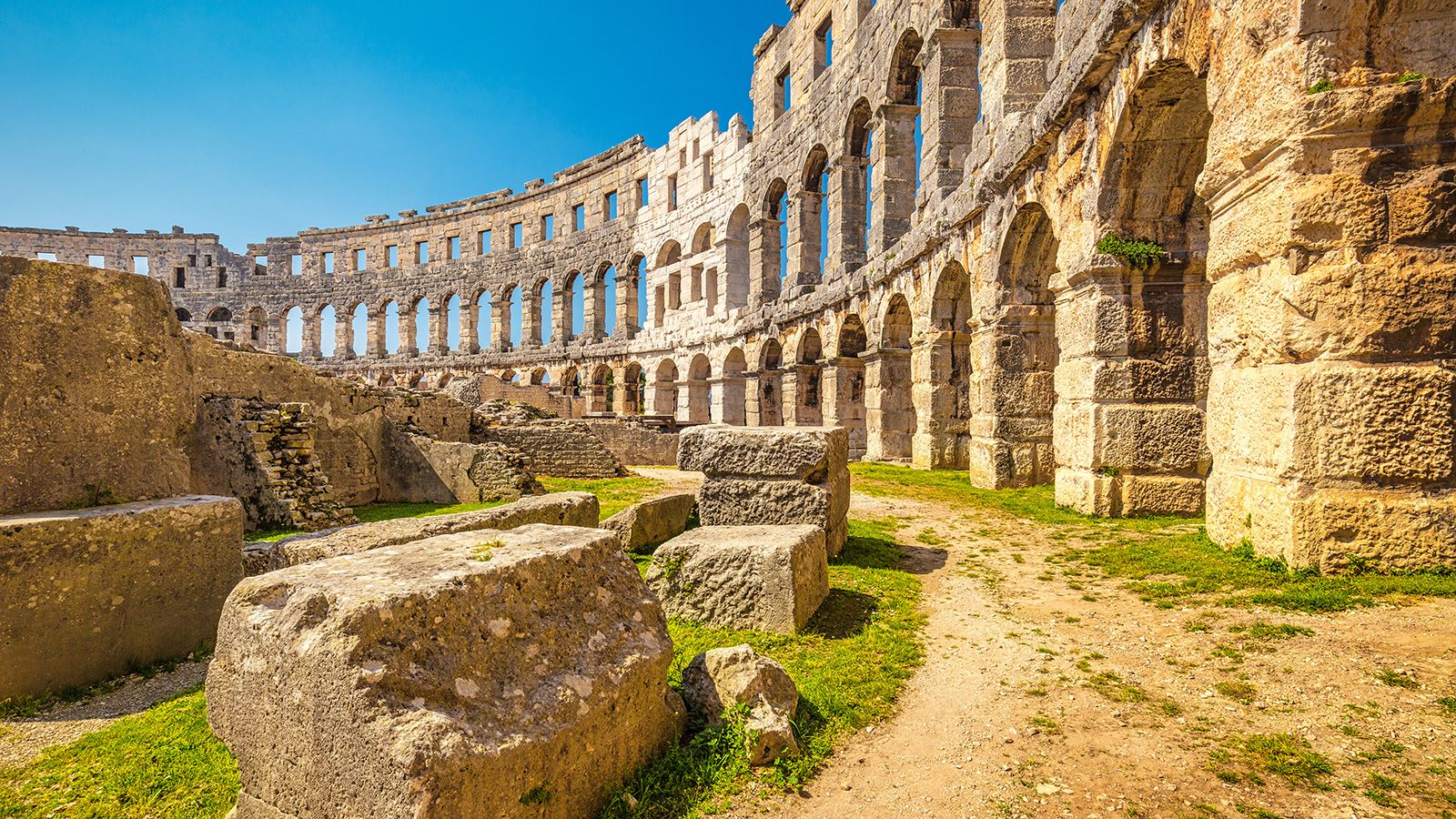 Split  Adriatic Coast, Roman Ruins & Mediterranean Climate