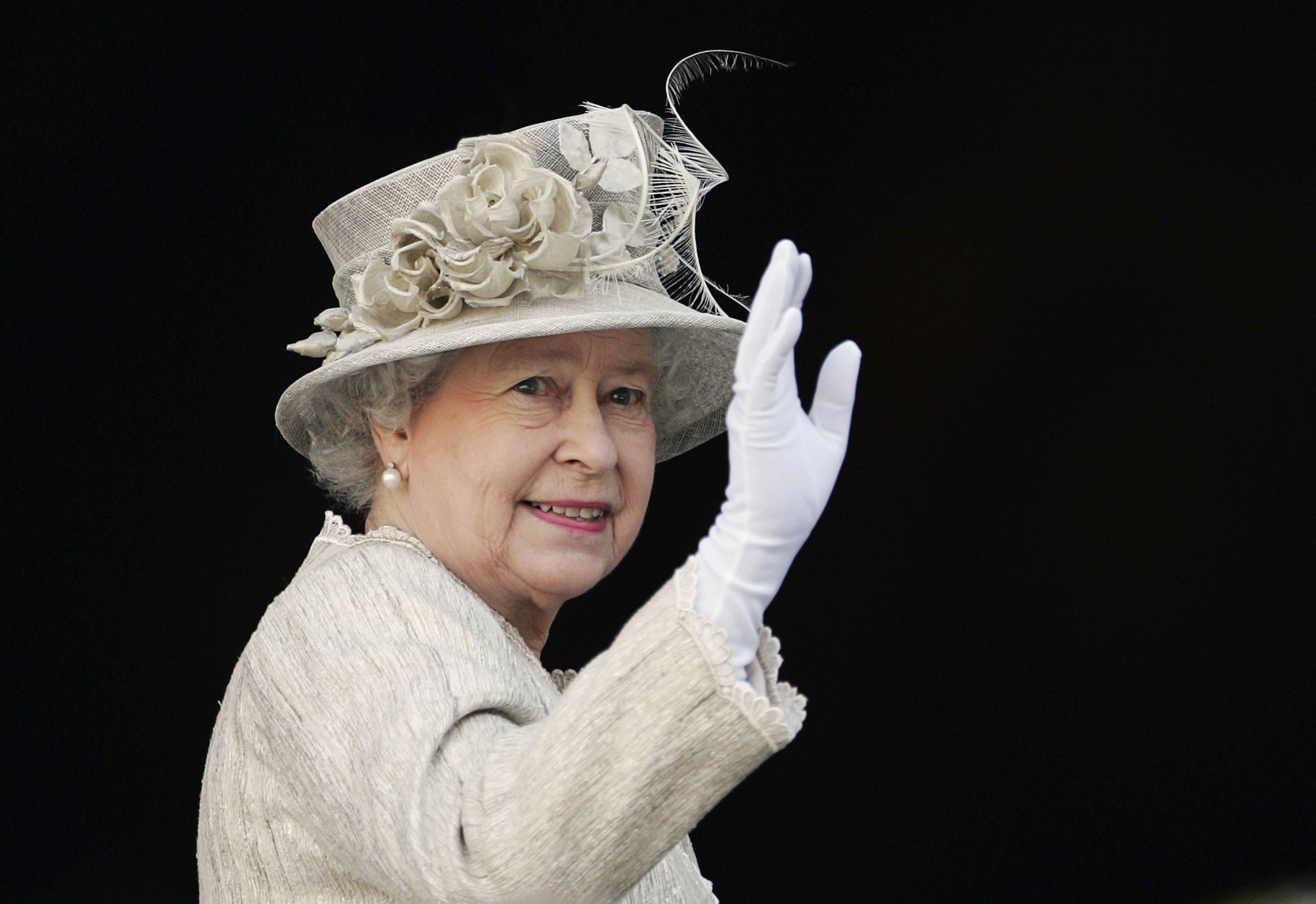Forced Porn Videos Of Queens - Opinion: The one word that defined Elizabeth II | CNN