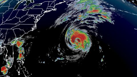 Hurricane Earl produces powerful winds in Bermuda on Friday